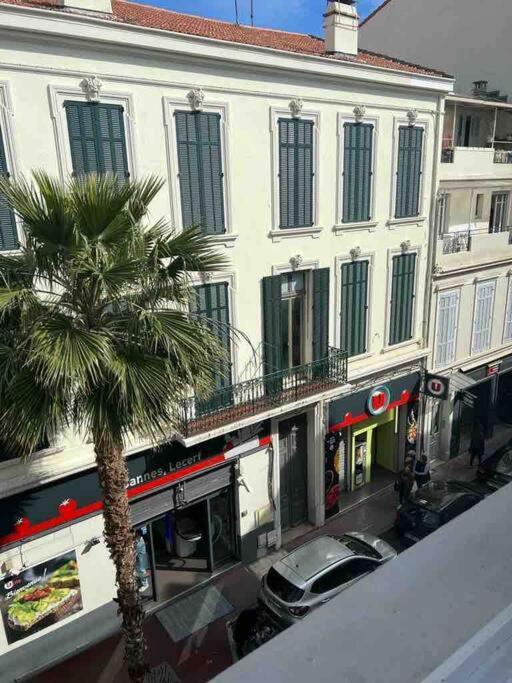 Appartement Superbe 2 Pieces, Equipe Centre De Cannes. Cannes